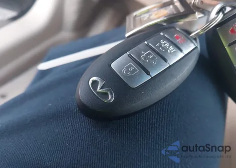 2015 Infiniti Q70L 3.7 z USA, uszkodzony, nr VIN JN1BY1PP5FM600690